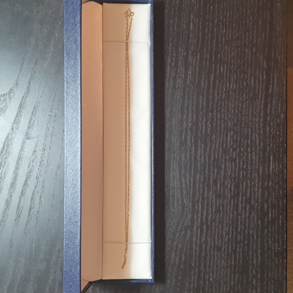 Brand New Dainty Fine Jewellery Chain